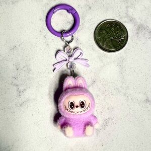 2/$20💞Labubu keychain 🩷